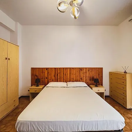 Apartament On G Saragat Scalea